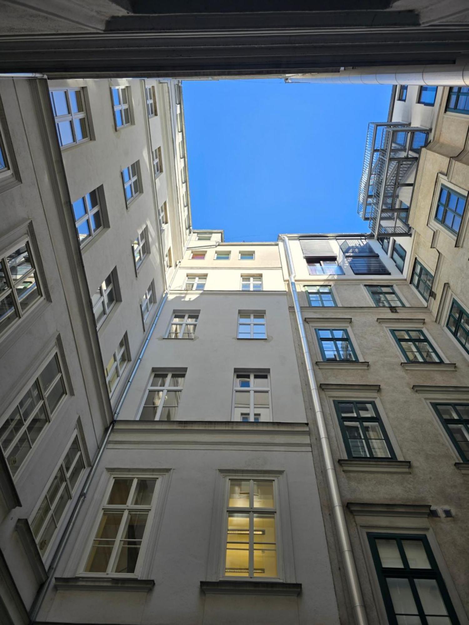 Charmante Hofwohnung Im Herzen Von